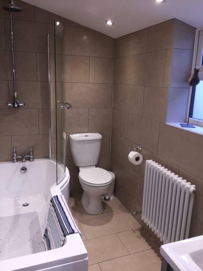 Browns Holiday Cottage Файлі Екстер'єр фото
